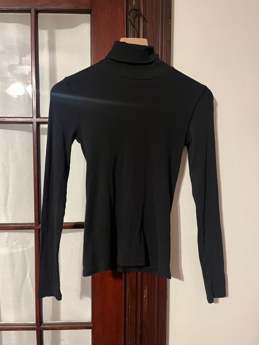 Everlane Black Luxe Rib Longsleeve Turtleneck - Size Small